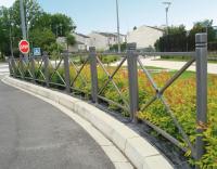 Bariery Province prosta krzyzowa, barierka drogowa dekoracyjna, bariera stalowa drogowa